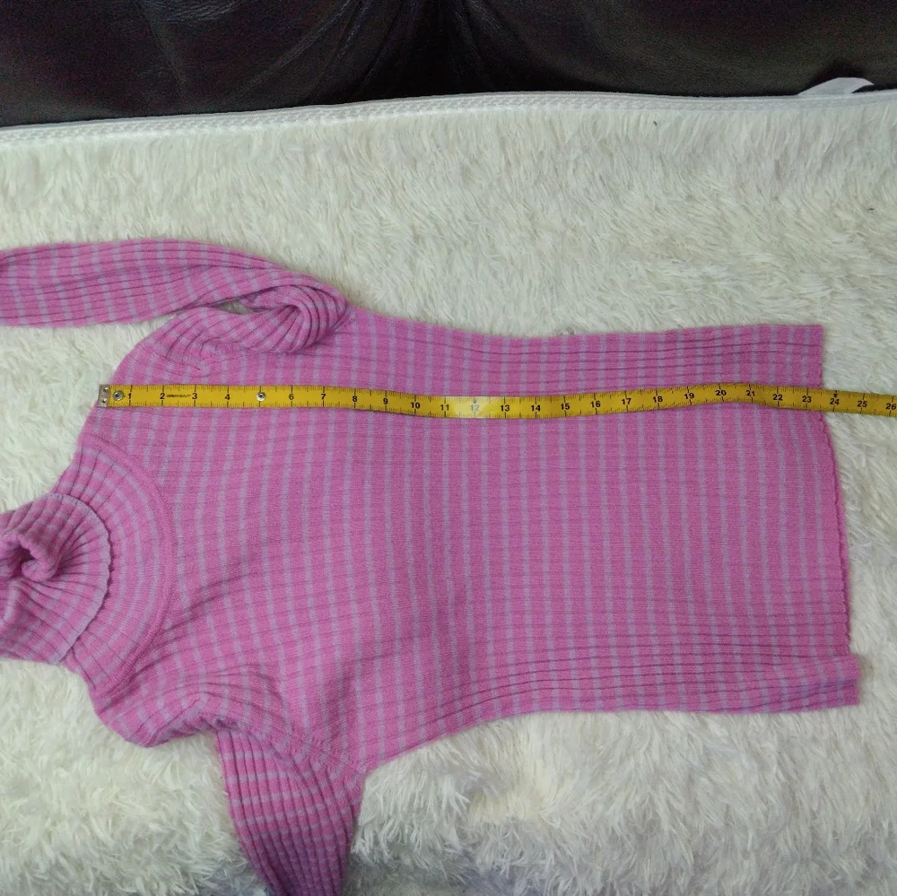Made In Scotland 100% Cashmere Turtle Neck Sweater Size XS